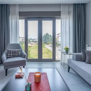 https://rose-residence-trendy-apartment-near-the-beach.allantalyahotels.org